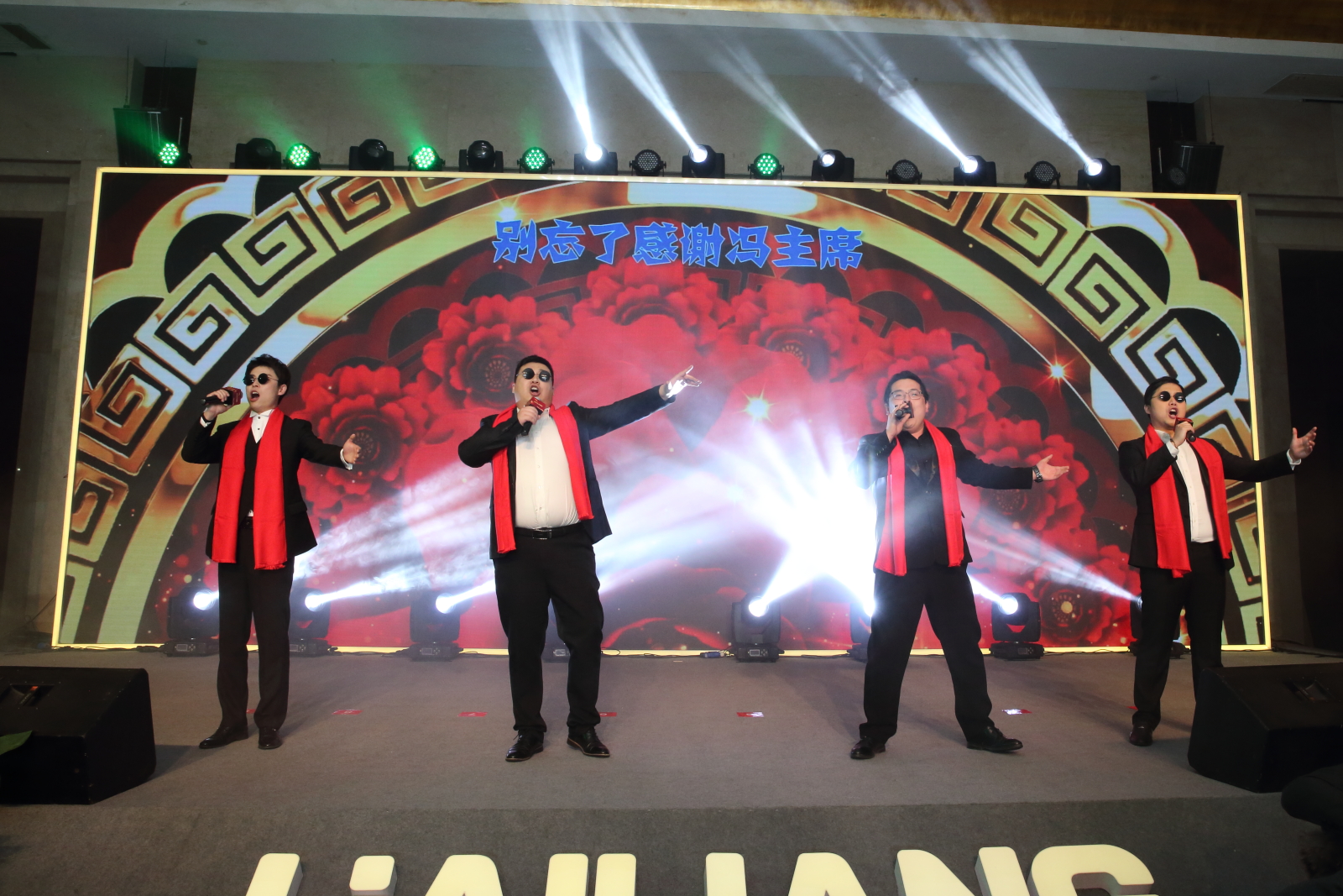 1579413971780239X2B9.jpg BR1Y3326.JPG